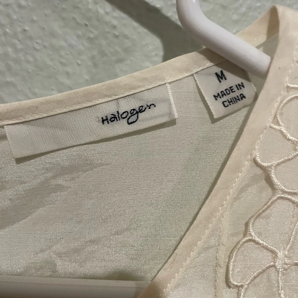 Halogen Cream Sleeveless Top - Picture 4 of 7